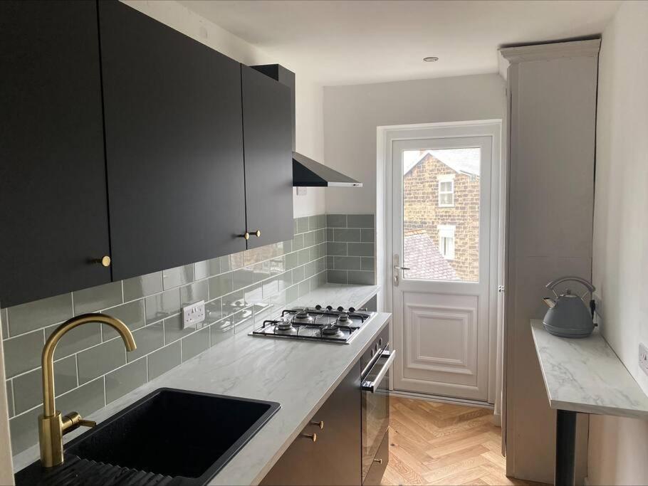 Dragon Parade Apartment Harrogate Buitenkant foto